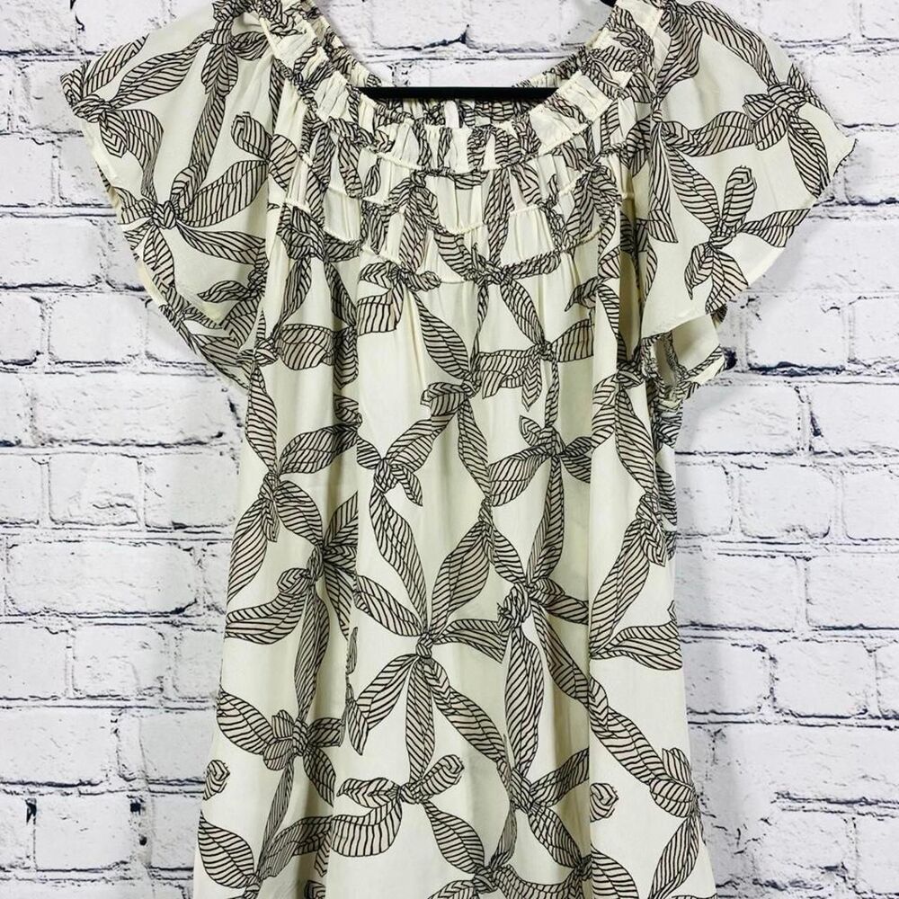 Loft Women's White and Cream Blouse‎